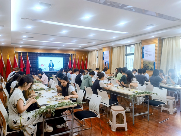 陜西地礦區(qū)研院開展“粽香端午 情牽地礦”主題活動